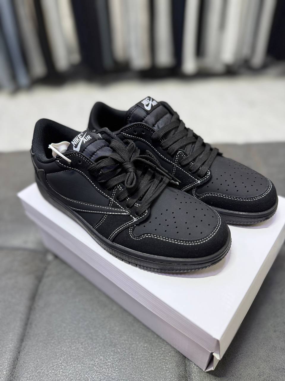 Nike Jordan 1 Low 2