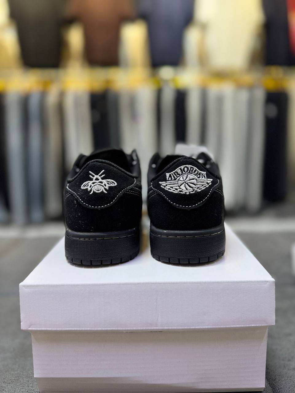 Nike Jordan 1 Low 4